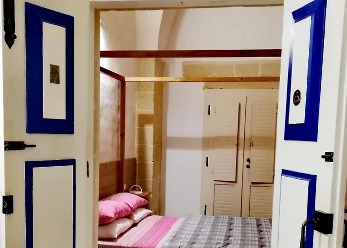 Ch Guest House